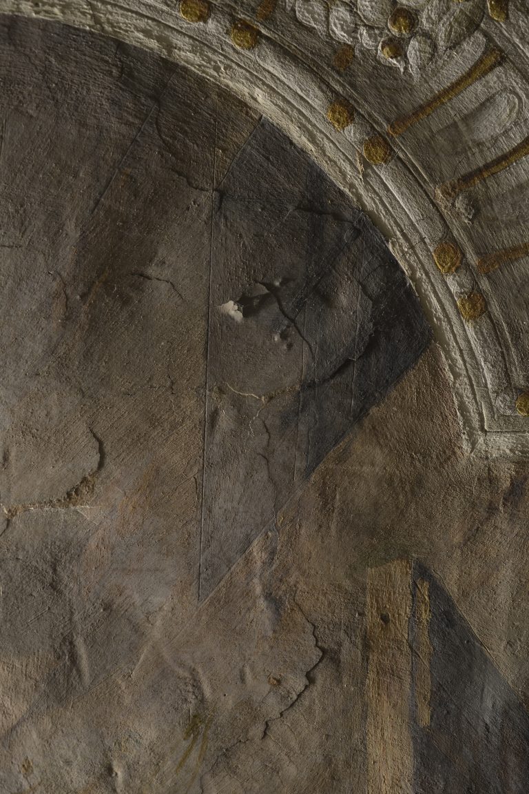 Distacchi della pellicola pittorica, particolare in luce radente.