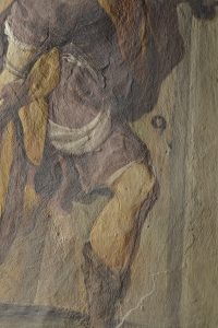 Particolare in luce radente.